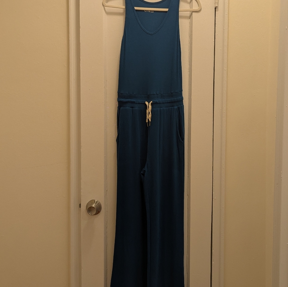 ZYIA Blue Jumpsuit with Elegant Wide-Leg Design